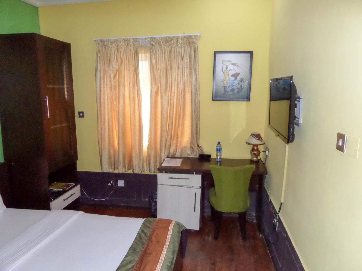 Aries Suites Lagos Exteriér fotografie