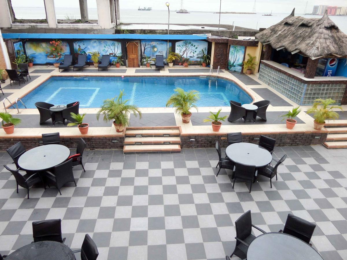 Aries Suites Lagos Exteriér fotografie