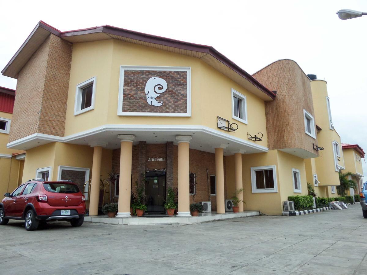 Aries Suites Lagos Exteriér fotografie
