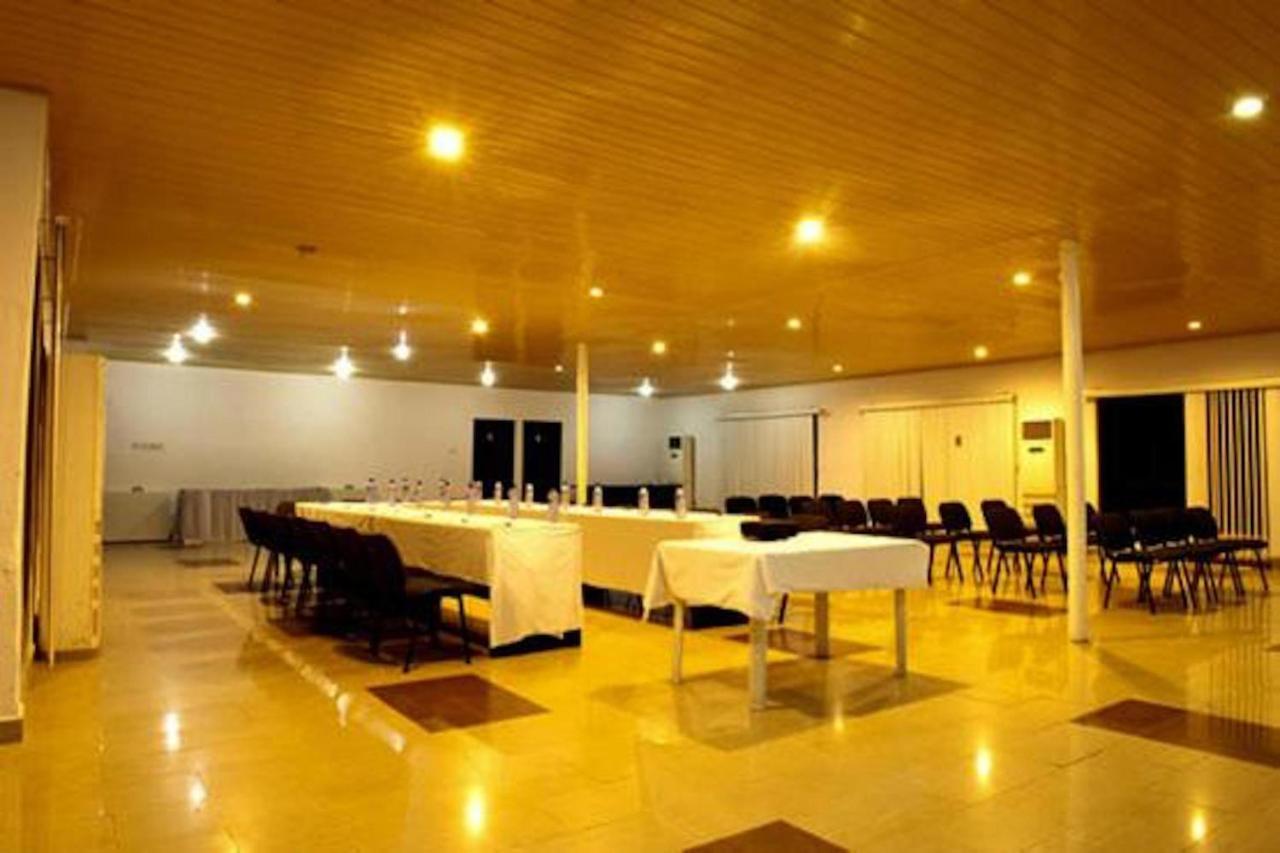 Aries Suites Lagos Exteriér fotografie